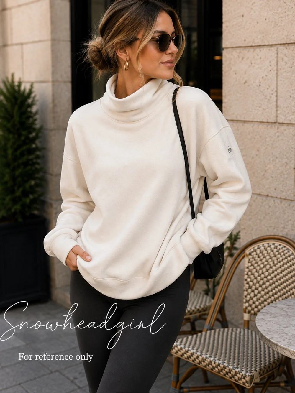 Alo Yoga Ivory Funnel Neck Fleece Sweatshirt Pullover - Oversized Size Small
